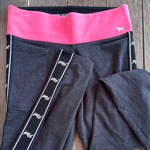 🩶🩷🩶Victorias Secret Pink Yoga pants XS grey pink stretch